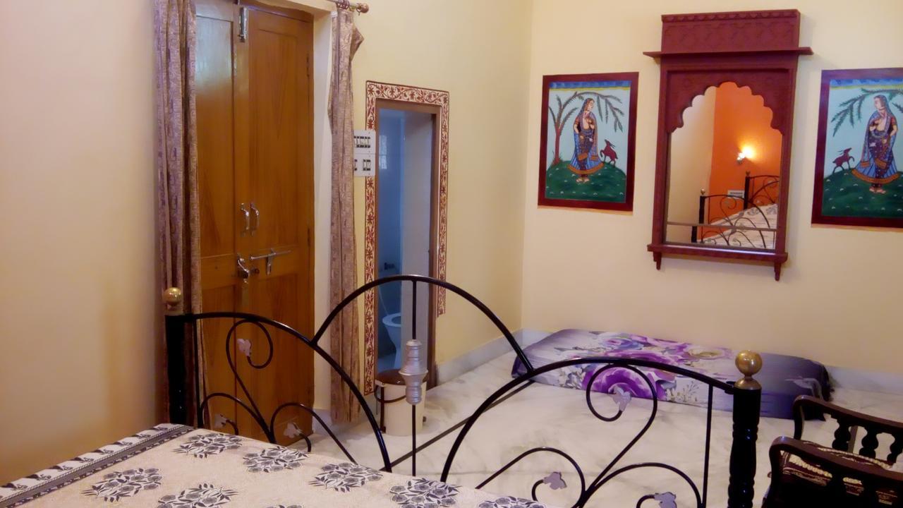 Shivam Tourist Guest House Bundi Bagian luar foto