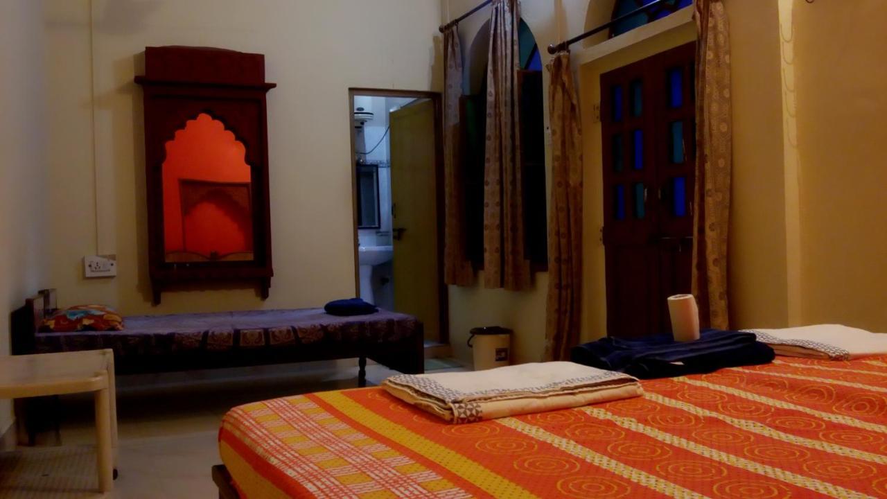 Shivam Tourist Guest House Bundi Bagian luar foto
